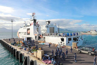 Mang hơi ấm ngày Tết ra Trường Sa và các đảo Tây Nam 