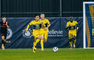 Liệu có “dẫm vết chân” người đi trước?