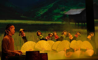 Nâng tầm sân khấu Việt ra thế giới