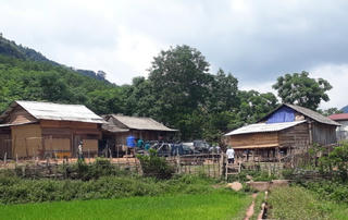 Ngân sách hỗ trợ hộ đồng bào dân tộc thiểu số nghèo xây nhà: Đảm bảo nền cứng, khung - tường cứng và mái cứng 