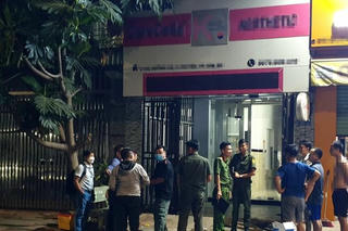 Giải cứu cô gái bị tình cũ khống chế ép quan hệ tình dục