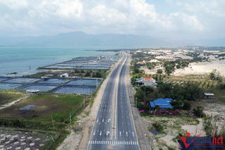 Xây dựng Khu kinh tế Vân Phong thành trung tâm du lịch, giải trí cao cấp