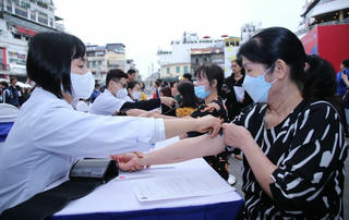 Thầy thuốc trẻ: Đồng hành nâng cao chất lượng chăm sóc sức khỏe nhân dân