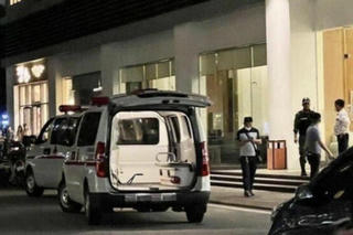 Người phụ nữ tử vong trong ô tô đỗ ở hầm chung cư tại Hà Nội