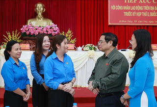 Thủ tướng Phạm Minh Chính tiếp xúc cử tri thành phố Cần Thơ