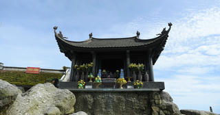 Khi chùa là 'triều đình'