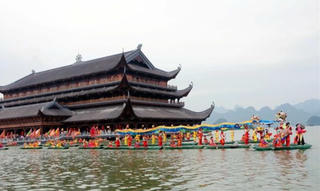 Về Hà Nam ngắm bảo vật quốc gia và sác di sản độc đáo