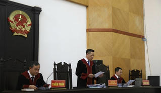 Bác kháng cáo của 8 người bỏ trốn trong vụ AIC 