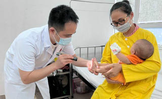 Tăng cường phòng bệnh tay - chân - miệng cho trẻ