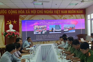 Bình Thuận họp Ban tổ chức Lễ hội diều xác lập kỷ lục Guinness và diễu hành siêu xe