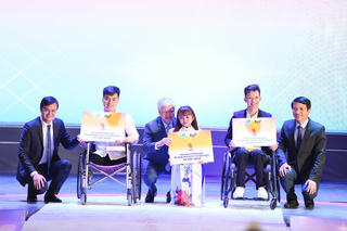 Tỏa sáng nghị lực Việt năm 2024: Vinh danh 50 gương thanh niên khuyết tật tiêu biểu