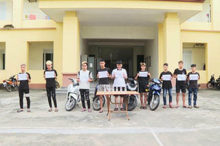 Bắt giữ nhóm đối tượng vô cớ dùng hung khí truy đuổi người đi đường