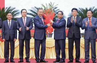 Tân Tổng Bí thư: Đấu tranh phòng chống tham nhũng, tiêu cực không ngừng, không nghỉ