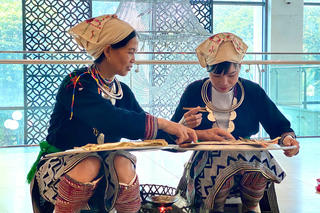 Lễ hội thành Tuyên 2024 với nhiều hoạt động trưng bày, biểu diễn văn hóa phong phú 