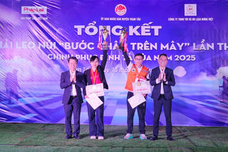 'Bước chân trên mây' Lần thứ II - Chinh phục đỉnh Tà Xùa đã thành công rực rỡ