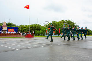 Bộ đội Ra-đa ở Trường Sa – Những người lính canh trời giữa biển cả