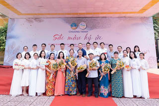 Hội khóa “20 năm - Sắc màu ký ức K54” của cựu học sinh niên khóa 1999 - 2002 trường THPT Ngô Sỹ Liên