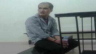 Côn đồ ngỗ ngược nổ súng trên phố sau cuộc bắt chuyện vô duyên