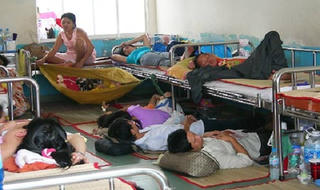 Tăng cường các giải pháp giảm quá tải bệnh viện