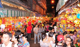 Mùa Trung thu yêu thương ở TP HCM
