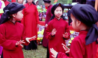 Trẻ thời @ say mê điệu hát hai ngàn năm tuổi