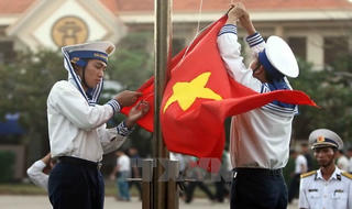 Pháp luật và lòng yêu nước