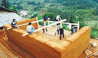 Khám phá kiến trúc làm nhà trình tường cổ xưa của người Dao