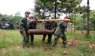 Chuyện về những  người lính 'đi trước về sau'