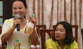 Người phụ nữ biến rác thành... ước mơ