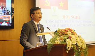 Tăng cường công tác giáo dục chính trị tư tưởng cho cán bộ, đảng viên