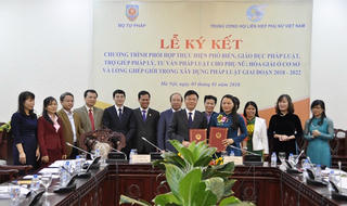 Ưu tiên phổ biến pháp luật  cho phụ nữ dân tộc thiểu số