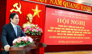 Tập trung xây dựng đội ngũ cán bộ đủ năng lực, ngang tầm nhiệm vụ