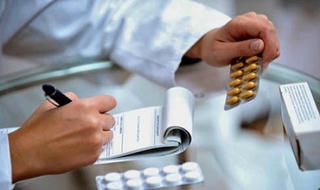 Bộ Y tế lên tiếng việc đưa số CMND vào đơn thuốc ngoại trú