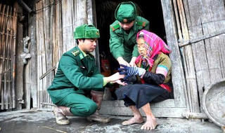 “Du lịch mạo hiểm”  đến 'vùng đất trên mây'