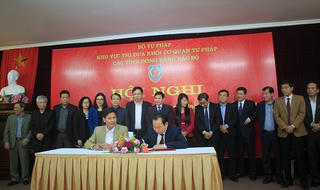 Khối cơ quan Tư pháp các Khu vực sôi nổi ký kết giao ước thi đua năm 2018