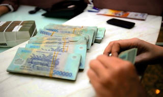 Hai cựu lãnh đạo đơn vị  thuộc BIDV chuẩn bị hầu Tòa