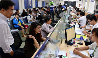 Tăng thu nhập cho cán bộ, công chức TP HCM từ tháng 4