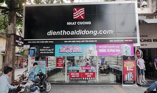 Khi “thượng đế” bị phản bội