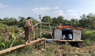 Dự án của Dona.Coop đẩy hàng ngàn dân vào cảnh điêu tàn: Nông dân mất đất ra bờ sông dựng lều nương náu!