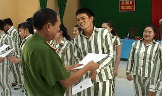 Đề nghị nên đặc xá 1 năm 1 lần