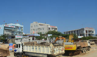 Buồn vui kỷ luật