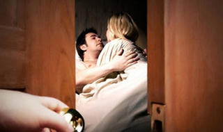 Ngoại tình đến mức nào thì bị xử phạt?