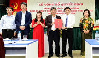 Thành lập Đảng bộ Medlatec:  Kỷ nguyên mới  của sự phát triển 
