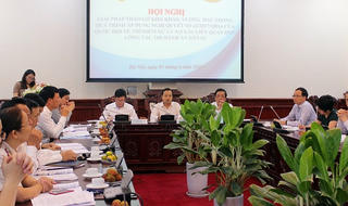 Phối hợp chặt chẽ kịp thời tháo gỡ khó khăn  khi xử lý nợ xấu trong THADS