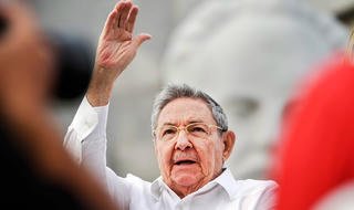 Cuba bắt đầu sửa hiến pháp 