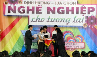 Phê duyệt Đề án Giáo dục hướng nghiệp