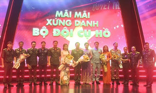 Xứng danh Bộ đội Cụ Hồ