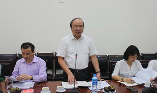 Tổ chức công việc đảm bảo tiến độ và chất lượng các dự luật