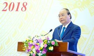 Thủ tướng Chính phủ: Cán bộ không được ôm vào mình những quyền lợi không chính đáng