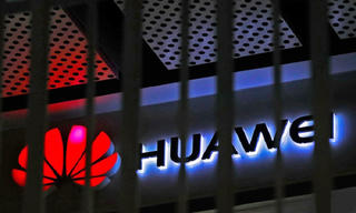 Sau Google, hàng loạt tập đoàn Công nghệ Mỹ “tẩy chay” Huawei